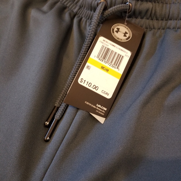 NWT Under Armour Mens Joggers in Medium - Picture 2 of 5